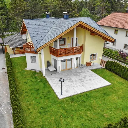 Holiday home Holiday Home Heidi By Interhome *